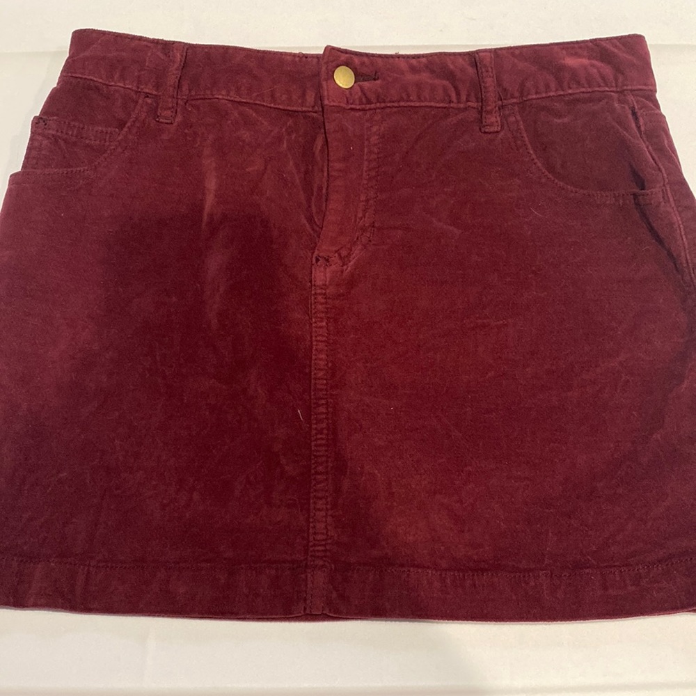 BDG maroon mini skirt